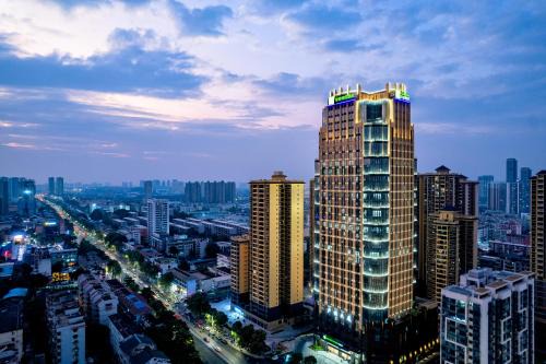 Jiang Nan Hotel | Holiday Inn Express Nanning Jiangnan by IHG