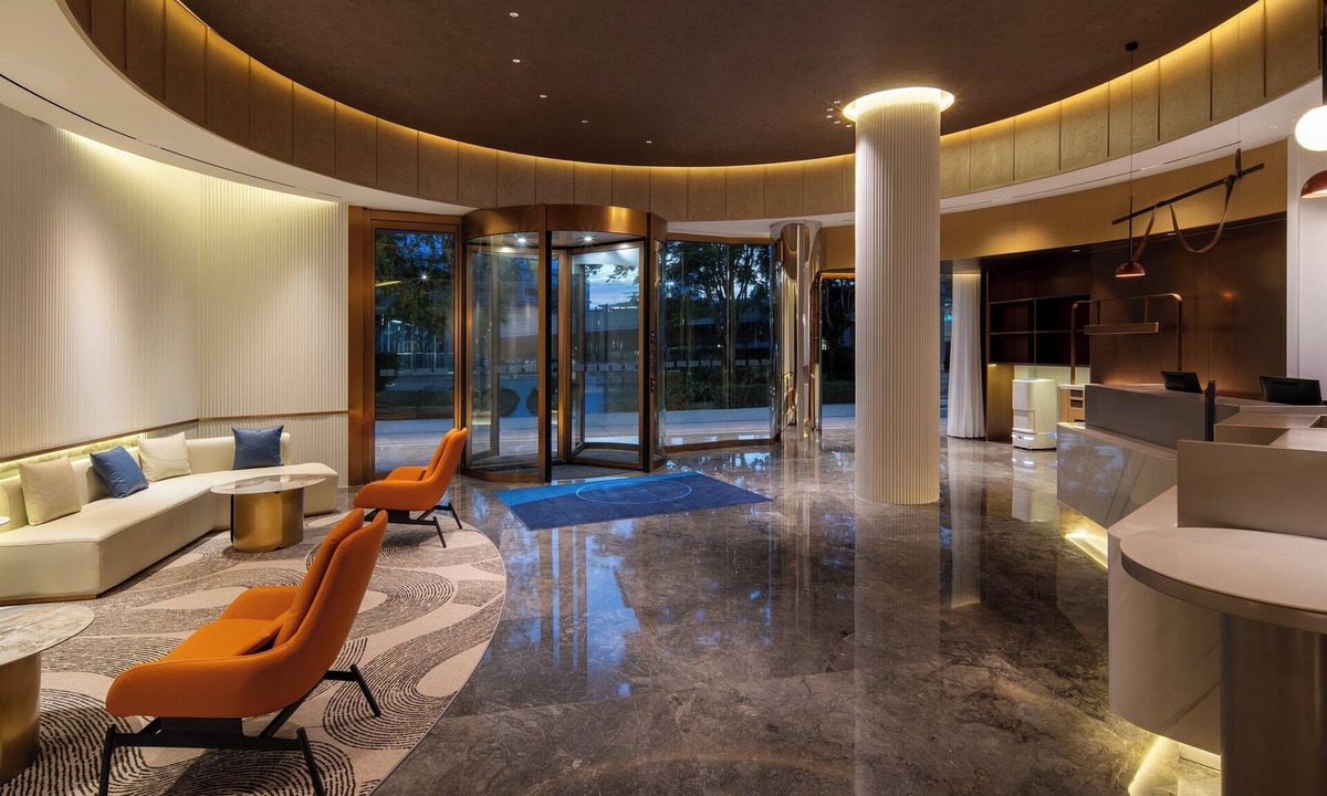 Luohu Hotel | Holiday Inn Express Shenzhen Sports Center by IHG