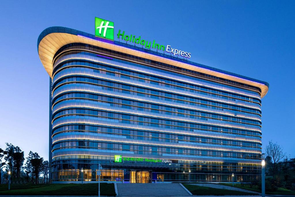 Cuiping District Hotel | Holiday Inn Express Yibin by IHG