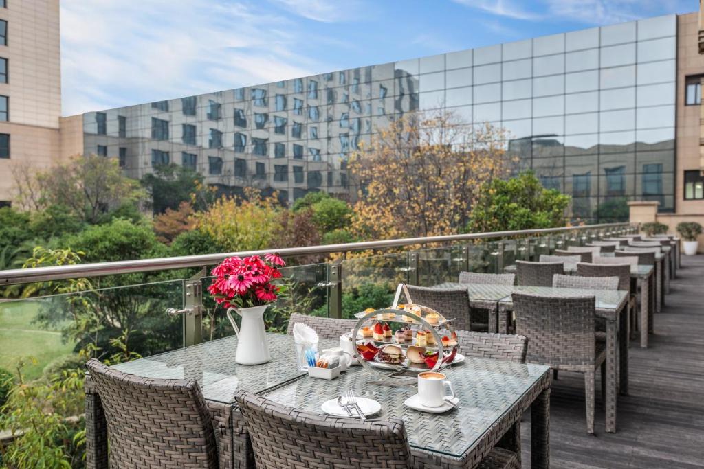 Minhang Hotel | Holiday Inn Shanghai Hongqiao by IHG
