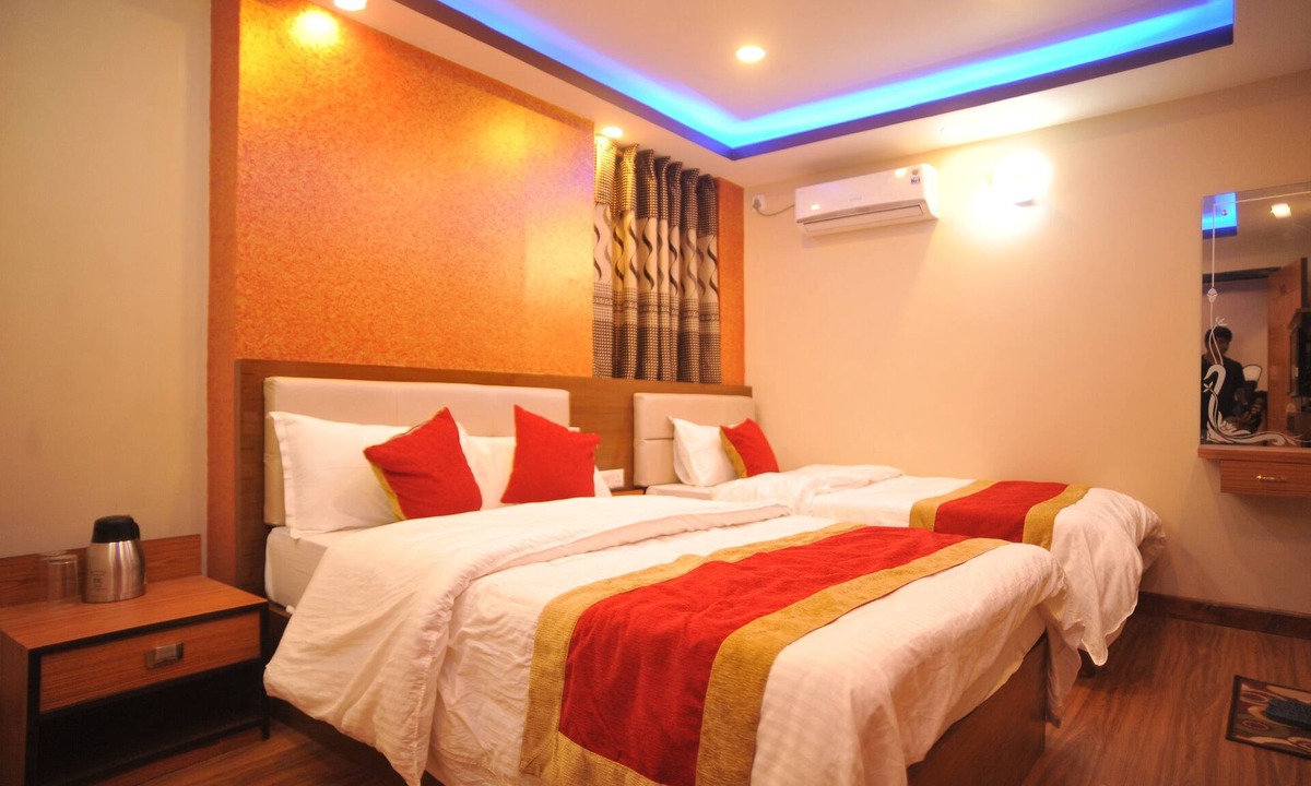 Sinamangal Hotel | Hotel Aarati