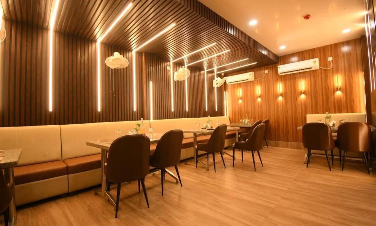 Mamit Hotel | Hotel Adhunik