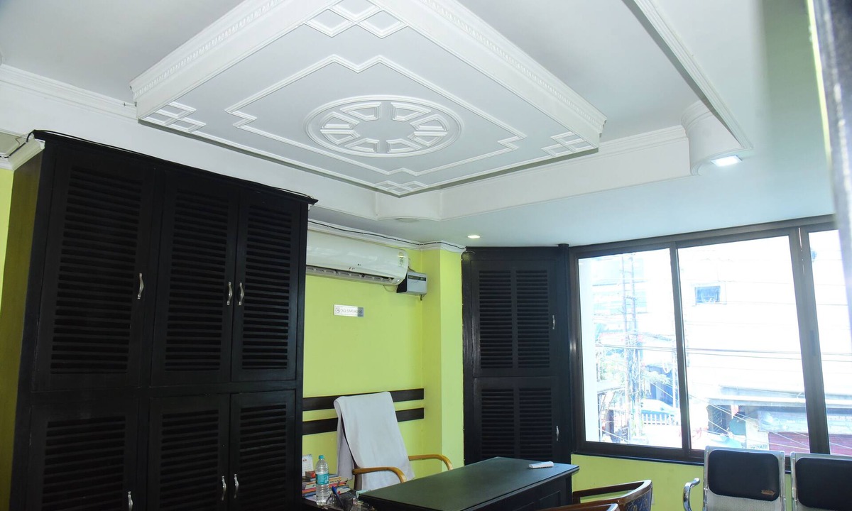 Paltan Bazaar Hotel | Hotel Anjuna Residency