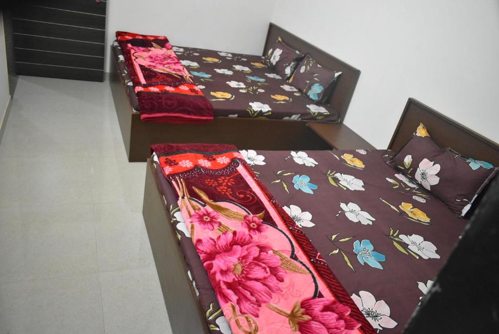 Mathura Hotel | Hotel G S PALACE by WB INN