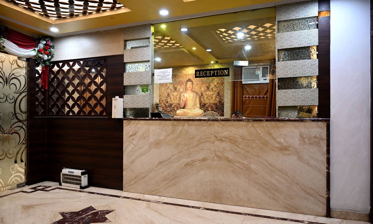 Charbagh Hotel | Hotel Golden Sky
