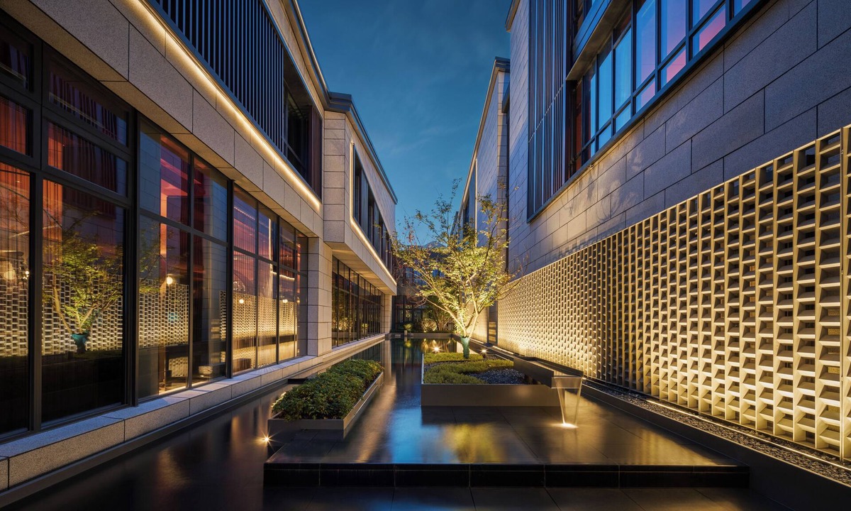 Liangxi District Hotel | Hotel Indigo Wuxi Qingming Bridge by IHG