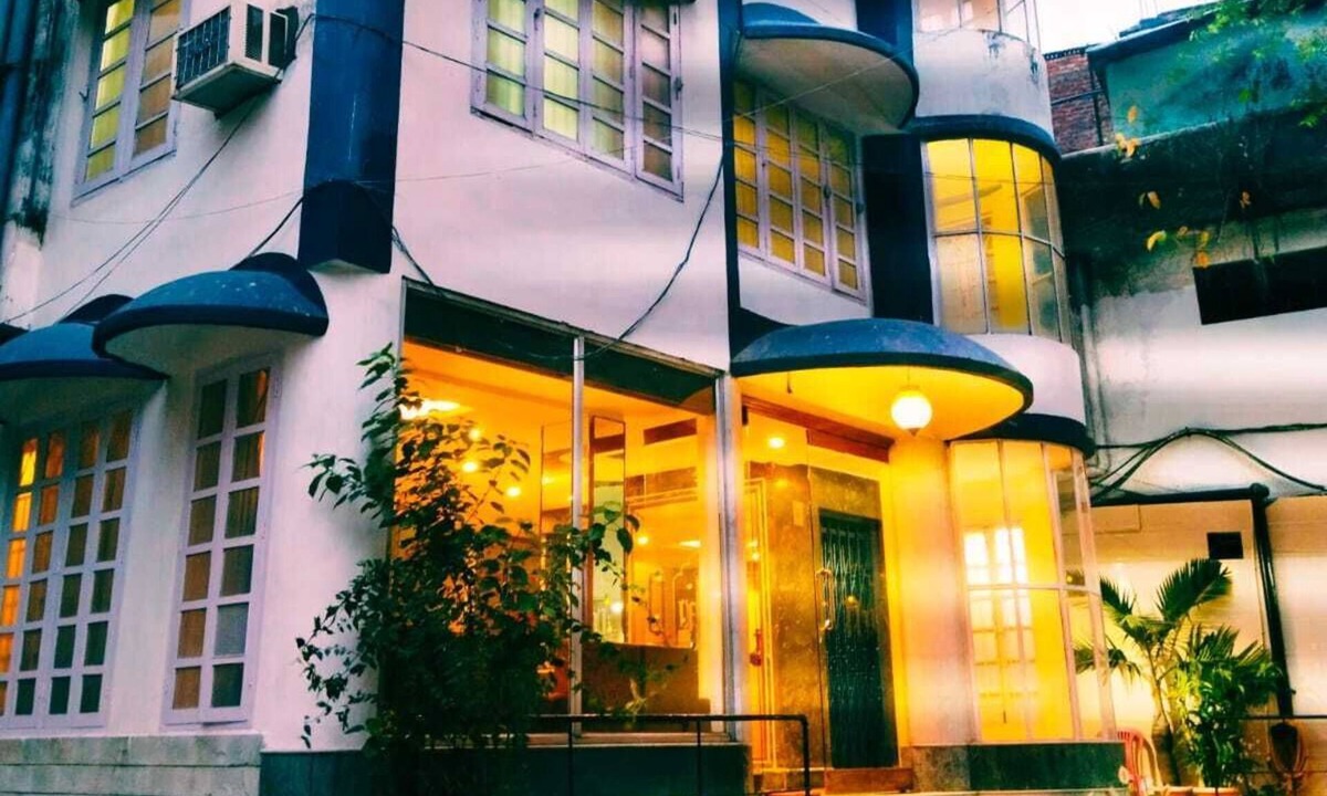Siliguri Hotel | Hotel Niladrii Palace