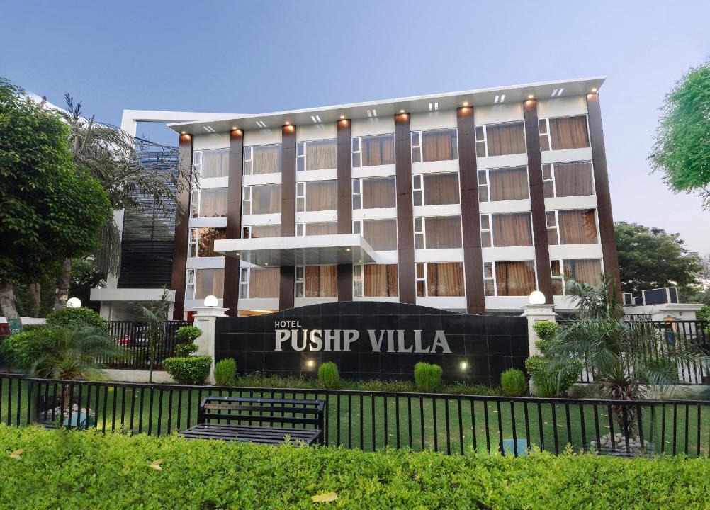 Basai Hotel | Hotel Pushp Villa Agra Taj East Gate