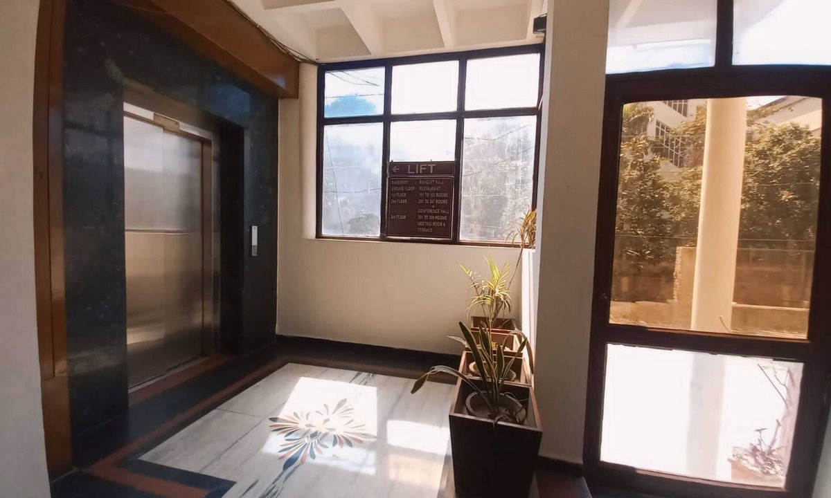 Meerut Hotel | Hotel Sagar By GRB