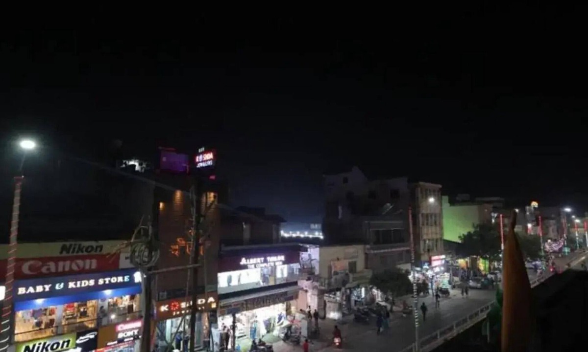 Mathura House | Hotel Shyam Inn - Standard Room Apartment