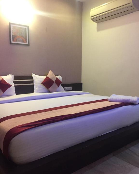 Oyo Hotel | Sikandra