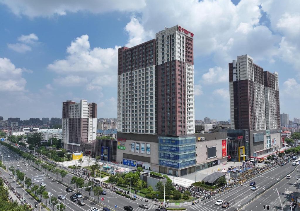 Pudong Hotel | Huayue Apartment Hotel - Shanghai & Metro Line 18 Zhoupu Station华悦酒店上海浦东万达广场店