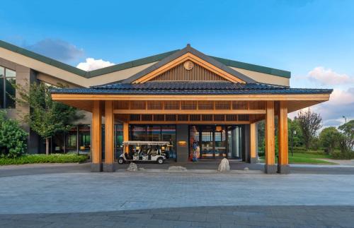 Pudong Hotel | Hyakumangoku Onsen Hotel