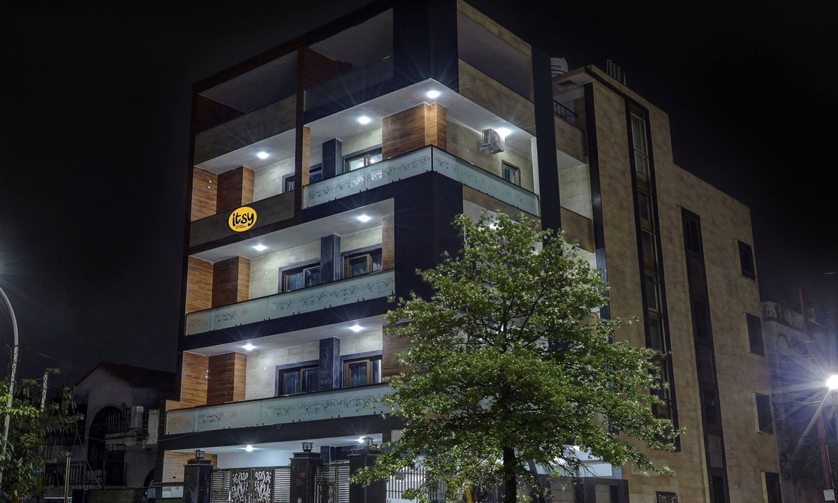 Sector 27 Hotel | Itsy Hotels Vibe 2