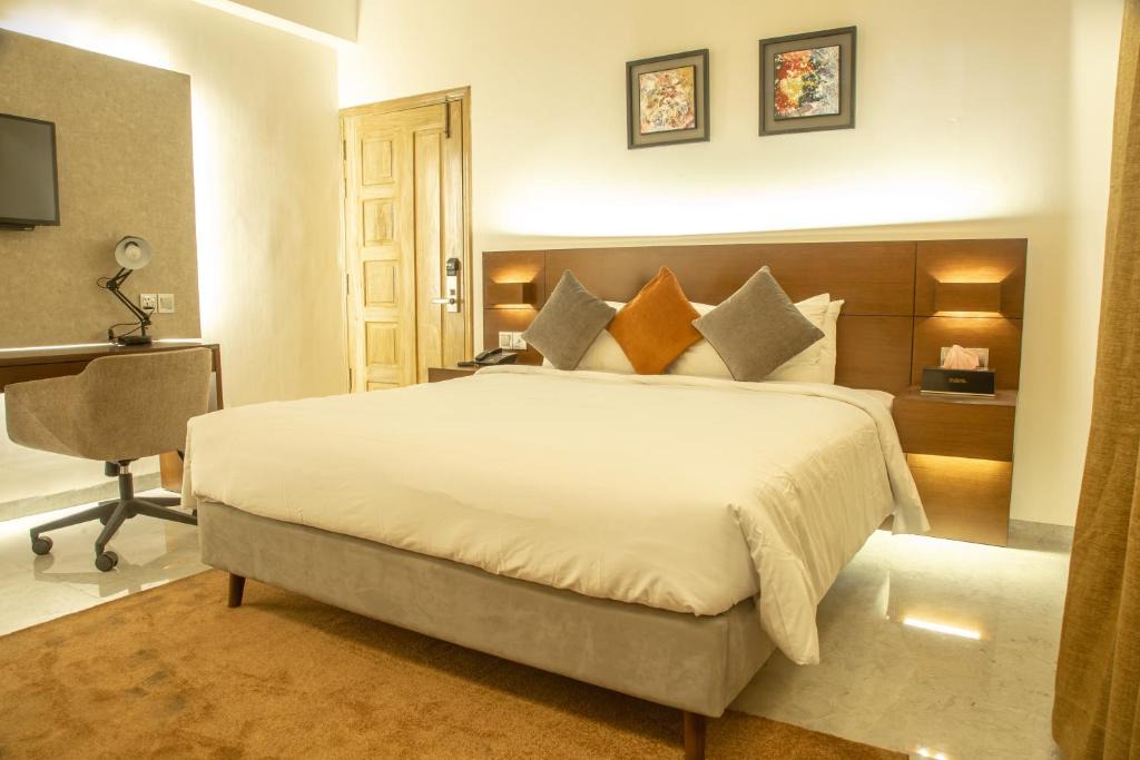 Chittagong Hotel | Jatra Flagship Chattogram City Centre