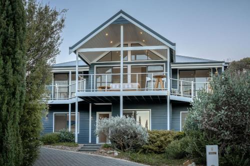 Augusta House | Jay's Beach House I Private Properties