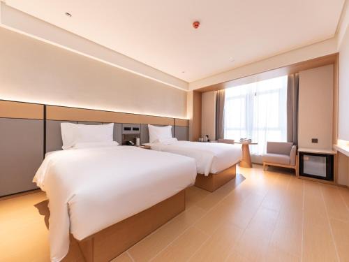 Long Hua Hotel | JI Hotel Haikou East Railway Station