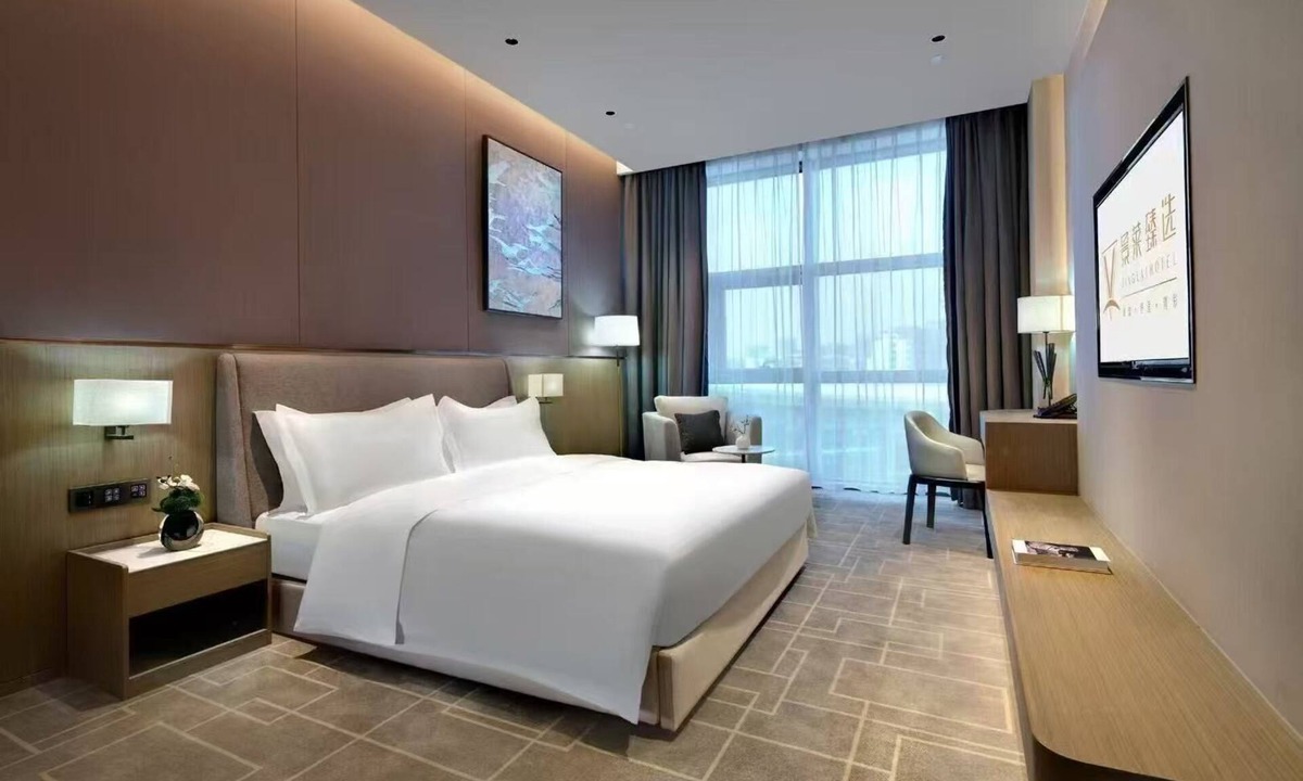 Tinghu Qu Hotel | jinglaijiudianzhenxuanyanchenggaotiezhan