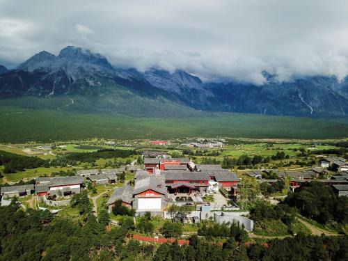 Yulong Hotel | Jinmao Pureal Mountain Liiang