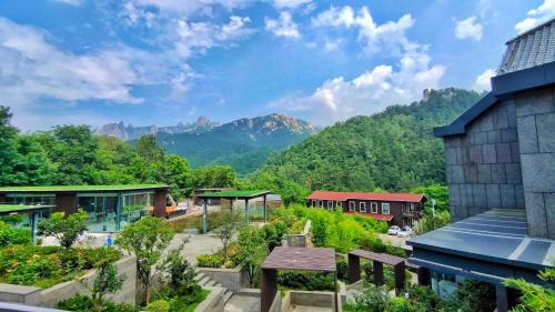 Laoshan Hotel | Jiushui Heyuan Art Design Hotel
