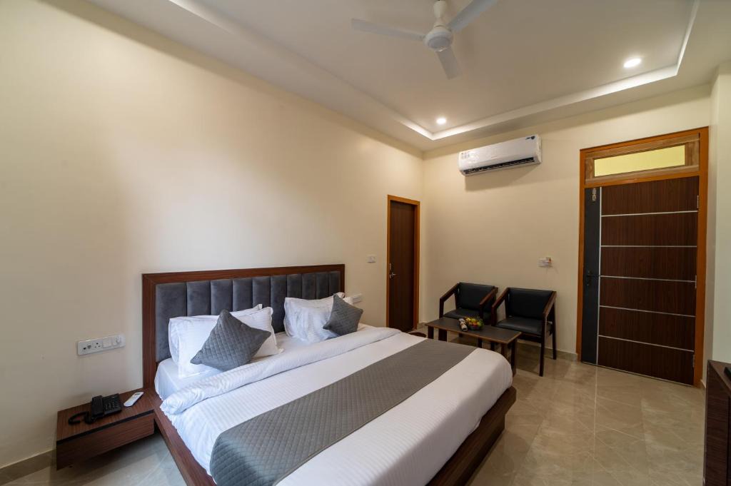 Village Hokra Hotel | Joy Bagh Resort Pushkar