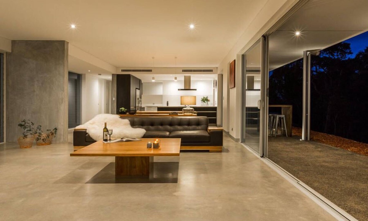Wilyabrup House | Js' Retreat - Flutes Estate, Margaret River - amazing architect designed!