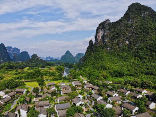 Ten Mile Gallery Hotel | Kayumanis Yangshuo Private Villa & Spa