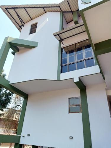 Laitumkhrah Bed & Breakfast | Khriang Khongwir Homestay