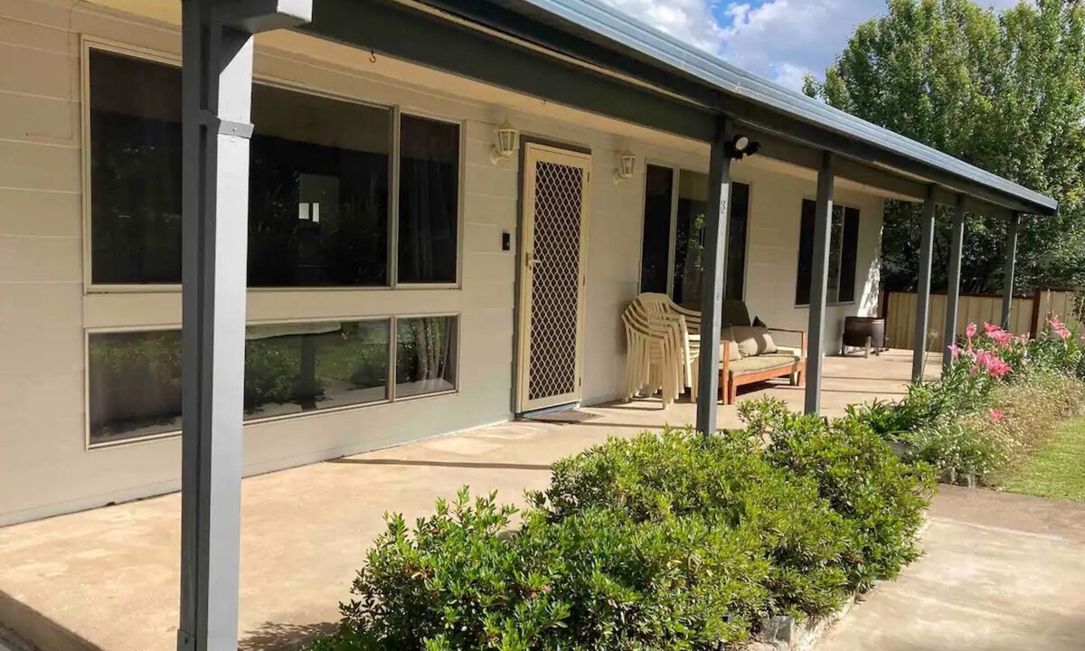 Berridale Cottage | Kookaburra Cottage Berridale