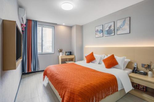 Haizhu Hotel | L Magic Design hotel