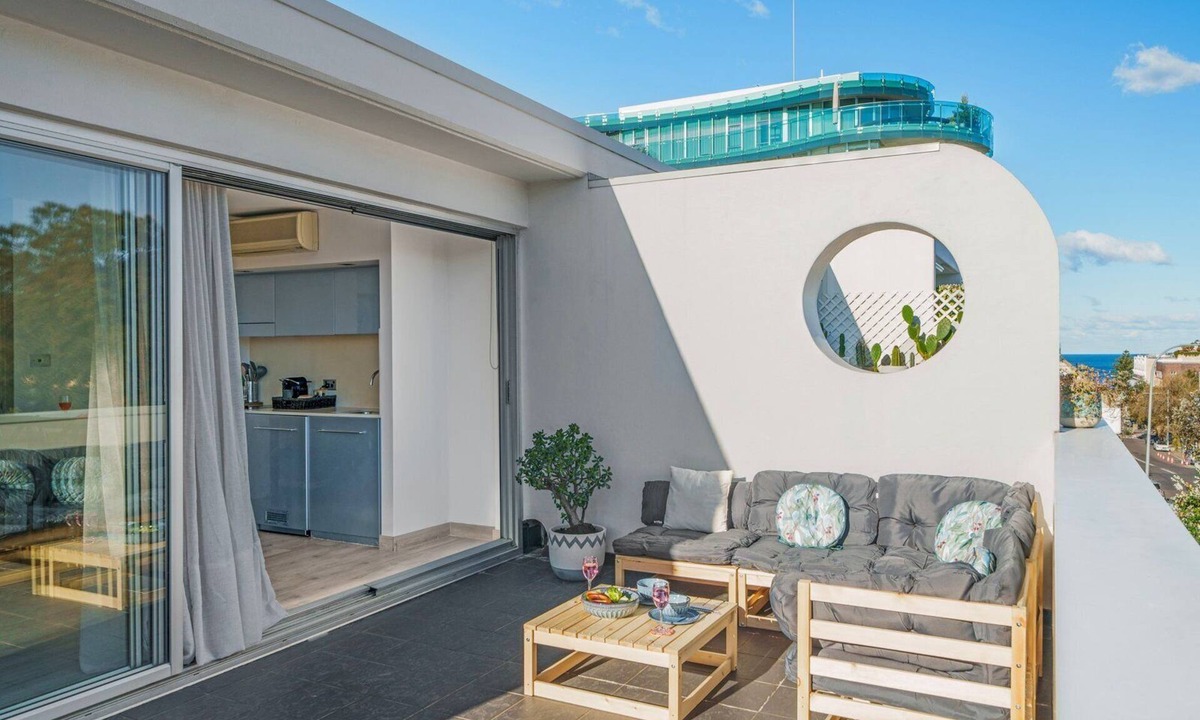 Bondi Beach Apartment | La Casa De Frida
