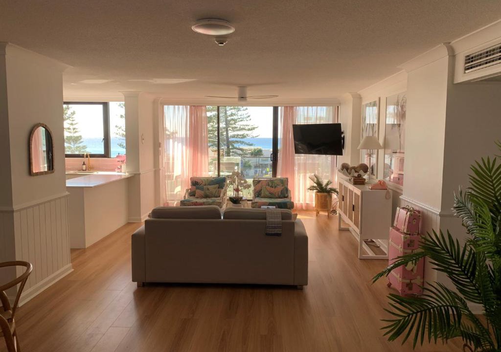 Burleigh Heads Apartment | La Pacifique Apartments