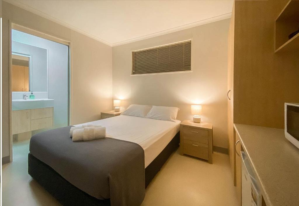 Sea Lake Hotel | Lake Tyrrell Accommodation LTA