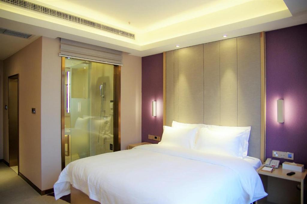 Dongxing District Hotel | Lavande Hotel Neijiang High-speed Railway Station Peace Plaza