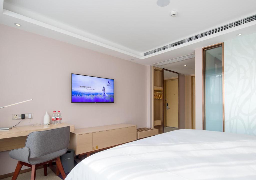 Yangjiang Hotel | Lavande Hotel Yangchun Donghu
