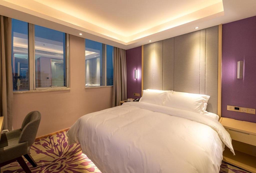 Yingde Hotel | Lavande Hotel Yingde Yingzhou Avenue