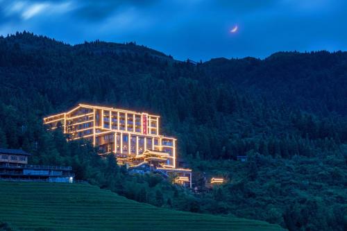 Longsheng Hotel | Longji Panorama Hotel 龙脊全景楼大酒店