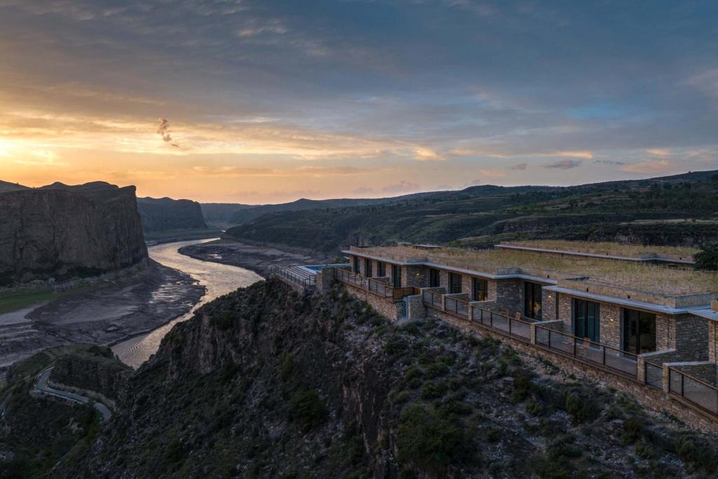 Pianguan County Hotel | LOSTVILLA(Hohhot Yellow River Grand Canyon)