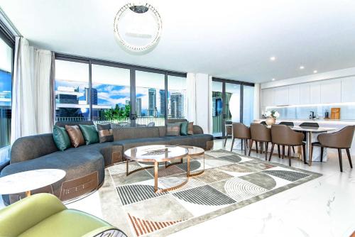 Surfers Paradise Apartment | LOTUS RESORT