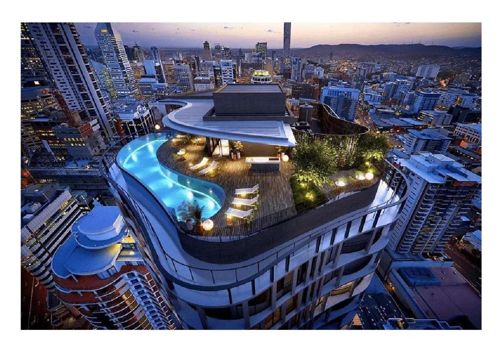 Brisbane Central Business District Apartment | Lux 20th floor 2br 2bath, Infinity Pool, Gym, Wifi