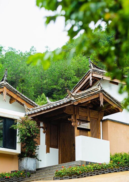 Yulong Hotel | LUX* Tea Horse Road Peach Valley