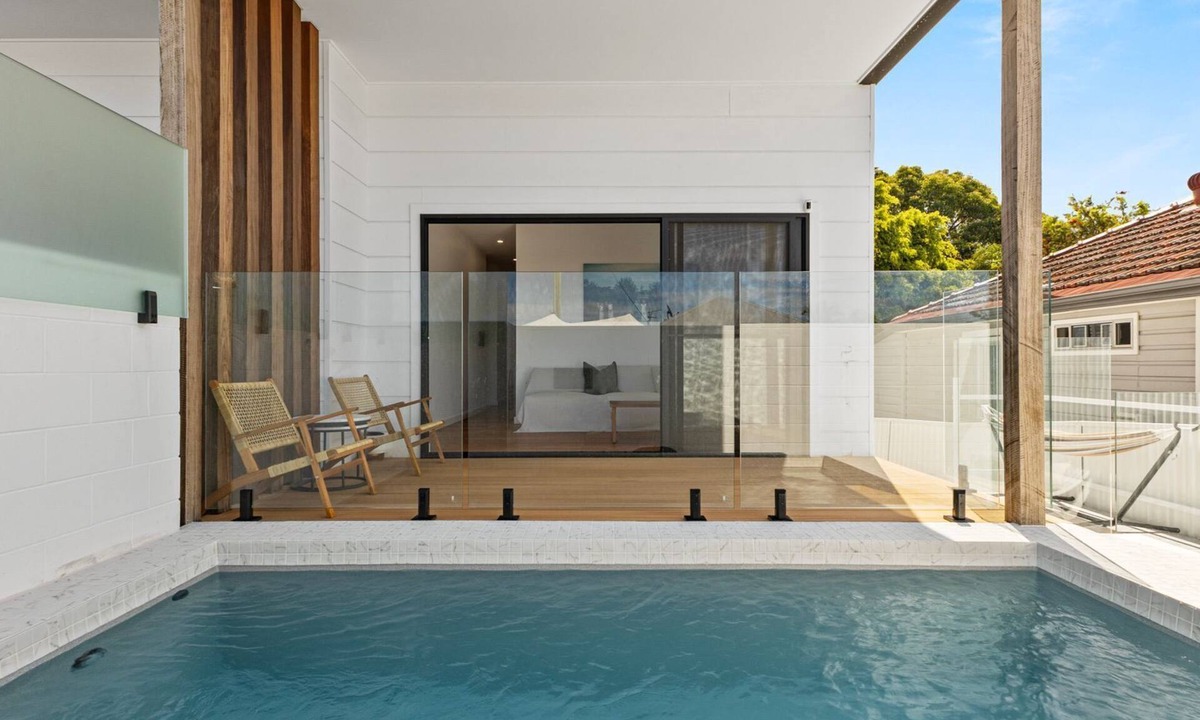 Adamstown House | Luxe Oasis Adamstown