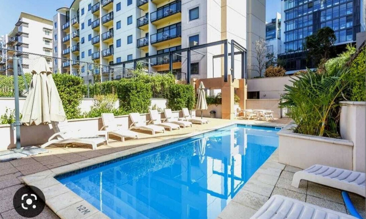 Perth Central Business District Apartment | Luxurious oasis 10mins to Perth DT, Elizabeth Quay & PCEC