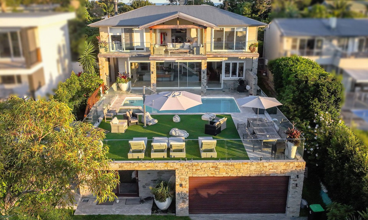 Palm Beach House | Luxury family resort style Palm Beach home with tennis court, spa and pool
