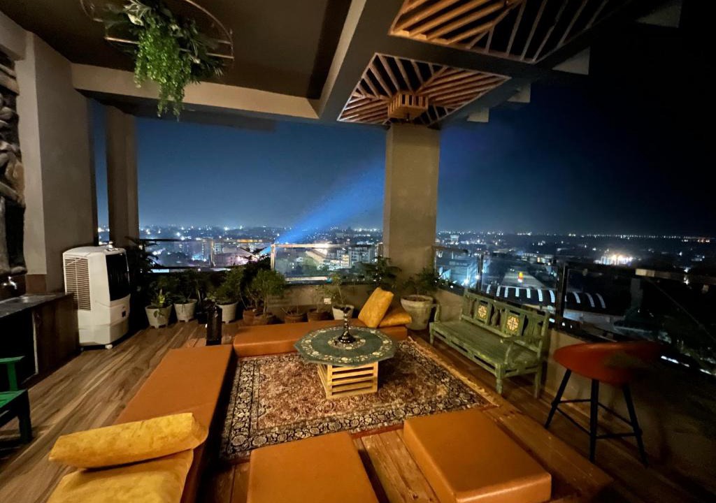 Taj Ganj Apartment | Luxury Penthouse with Taj Mahal view