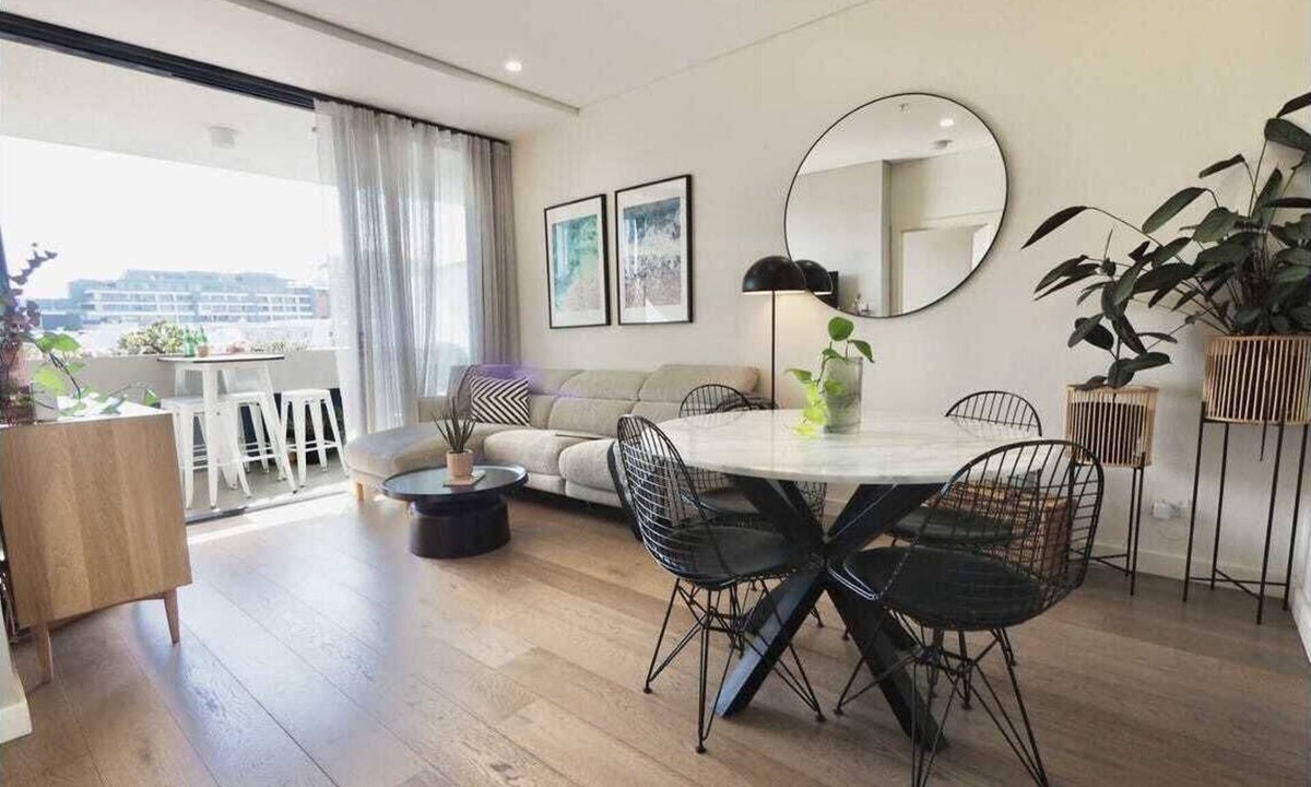 Waterloo Apartment | Luxury Urban Oasis, Close to CBD and Beaches