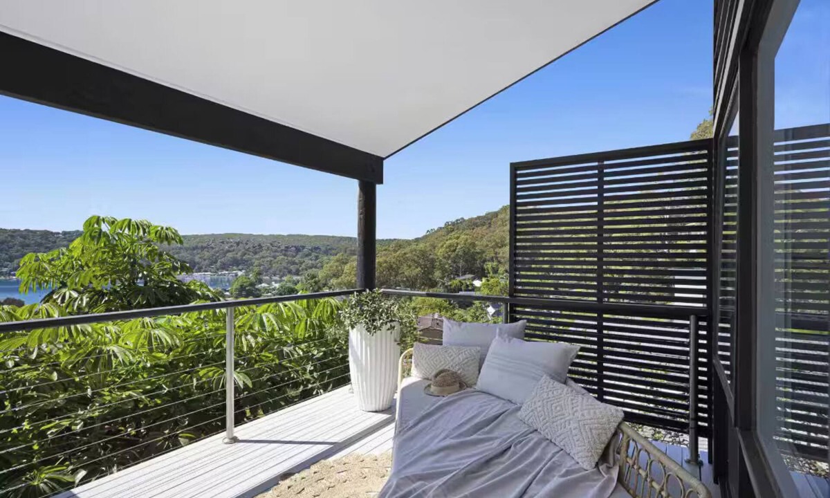 Wagstaffe House | Luxury Villas Bouddi Bungalow (Walk to the beach)