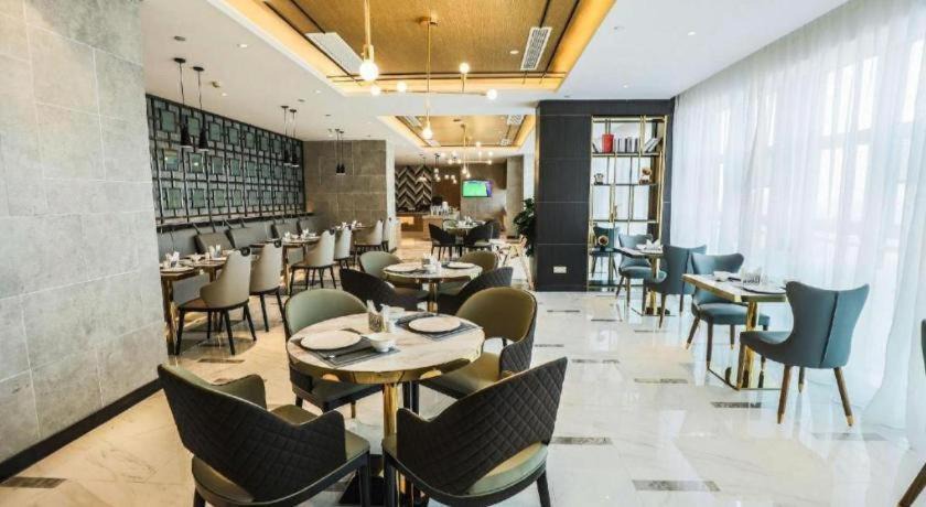 Tongxiang Hotel | Magnotel Tongxiang Shimao Center