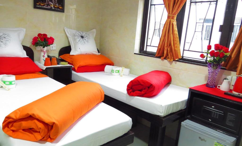Tsim Sha Tsui House | Manila Hotel -Hostel Block D FLAT D-8 24 HOUR RECEPTION