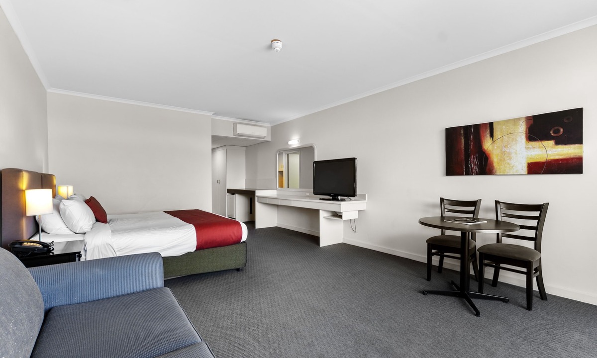 North Adelaide Hotel | Mantra Meridien Adelaide